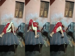BEAUTIFUL BHABHI DEEP SLEEPING WITHOUT PANTIES PEEPlNG HER DEVAR SECRETLY RECORD
